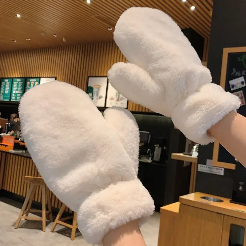 Fluffy Plush Mittens: Cozy Warmth for Cold Days