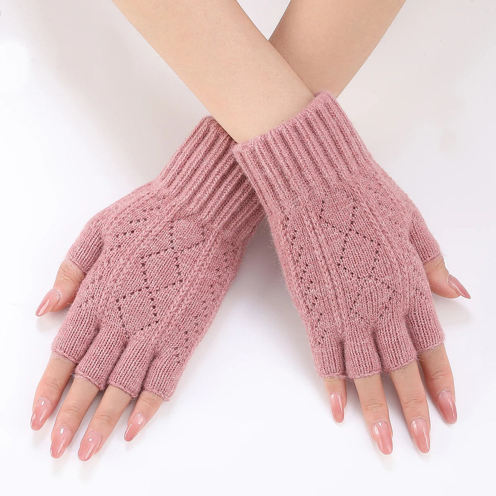 Soft Knit Fingerless Gloves: Warmth That Keeps Fingers Free