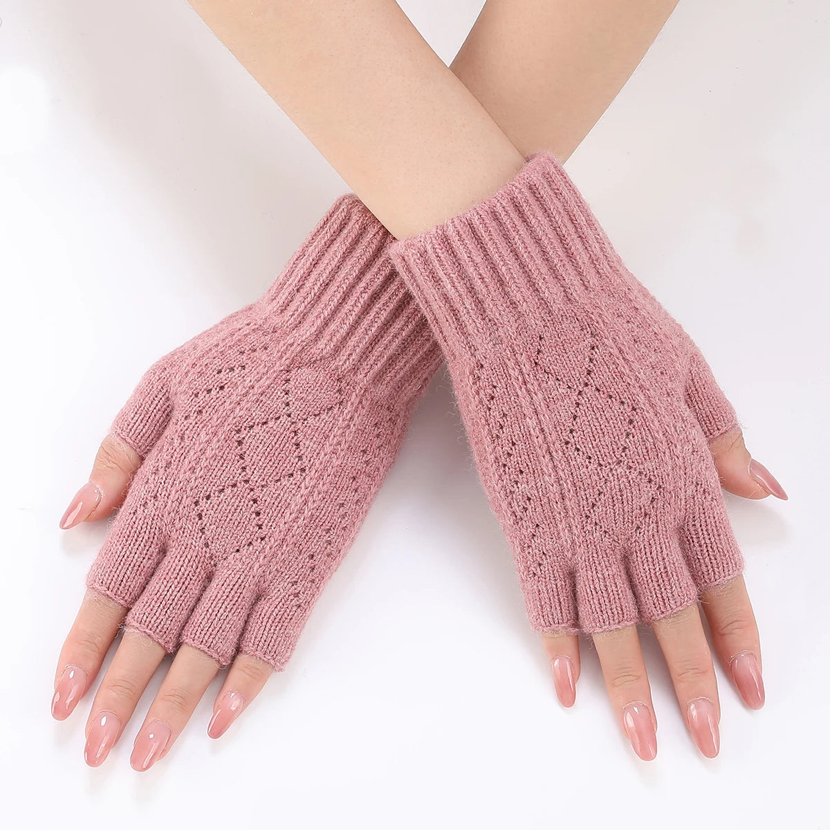 Soft Knit Fingerless Gloves: Warmth That Keeps Fingers Free