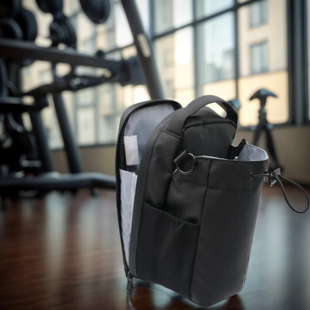 Magnetic Fitness Water Bottle Bag: Hands-Free Hydration