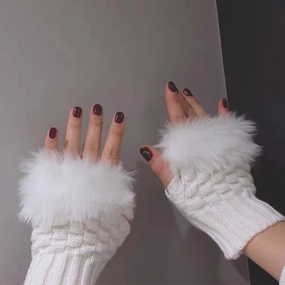 Faux Fur Fingerless Gloves: Stylish Hand Warmers