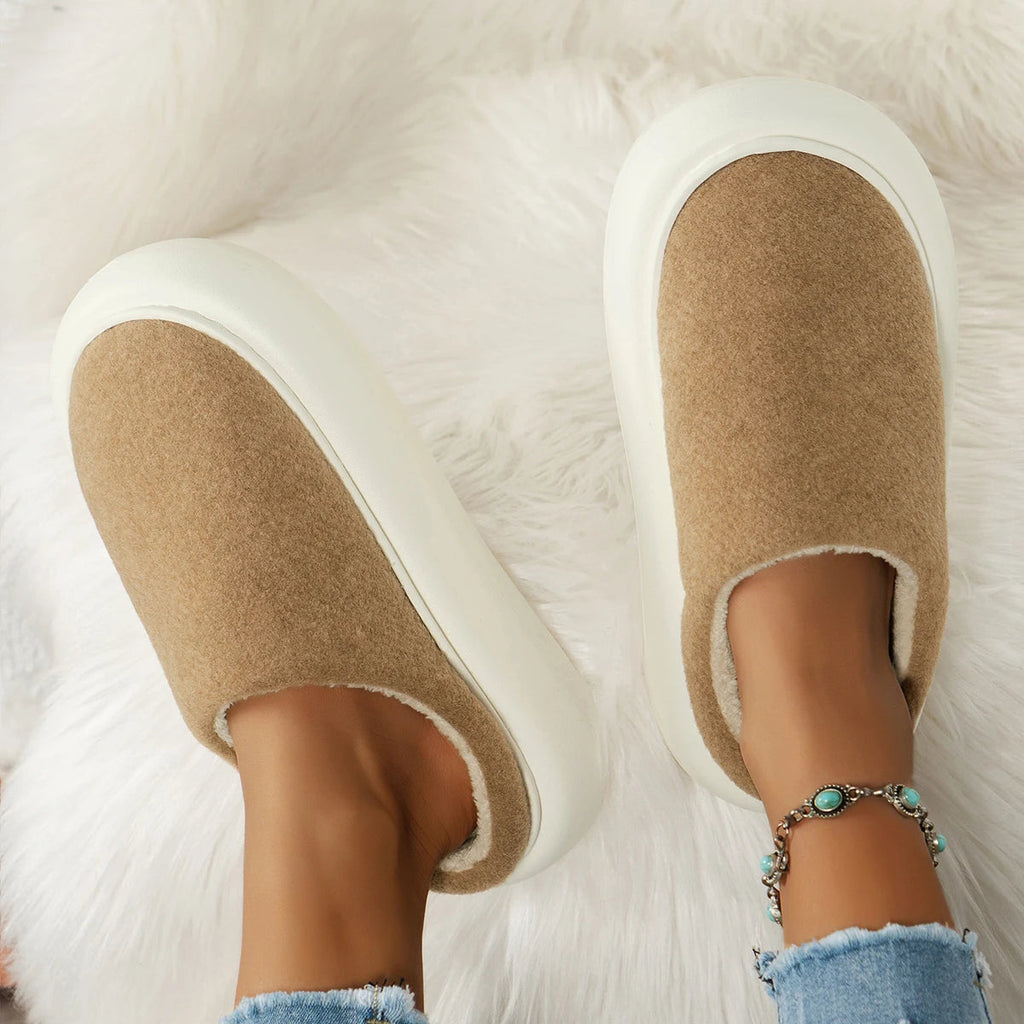 Warm Plush Indoor Winter Slippers for Women: Cozy Luxury Underfoot