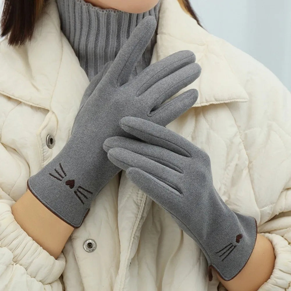Cat Touchscreen Winter Gloves for Women: Playful, Warm, Connected