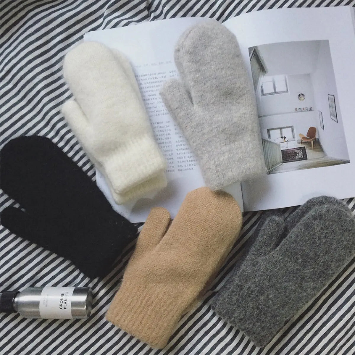 Cashmere Knit Mittens: Soft Winter Warmth for Women
