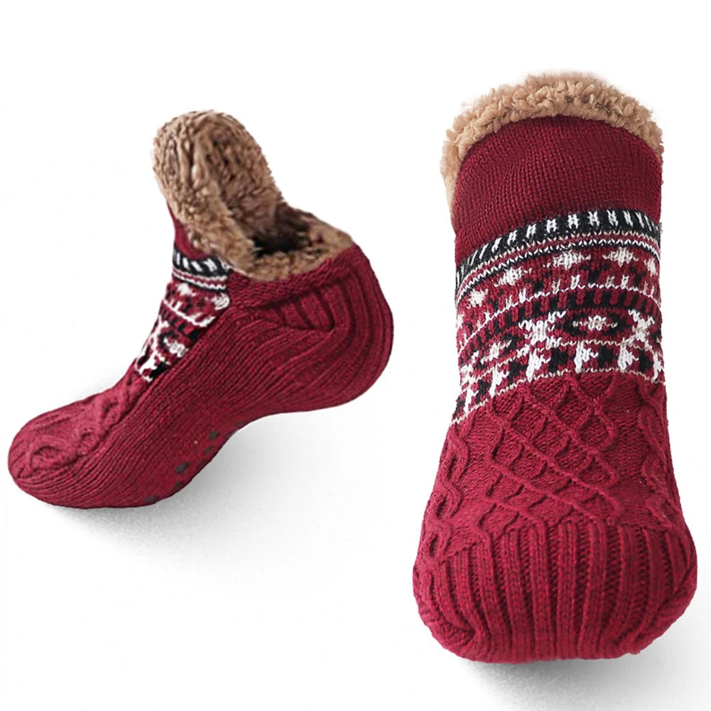 Knitted Slipper Socks: Fleece-Lined Warmth Underfoot