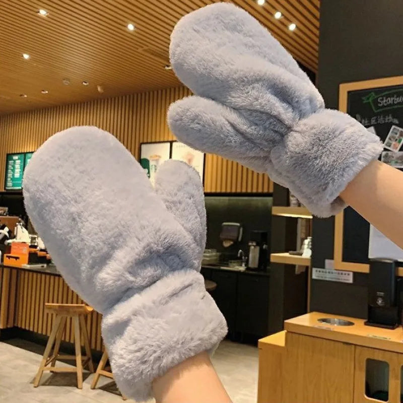 Fluffy Plush Mittens: Cozy Warmth for Cold Days