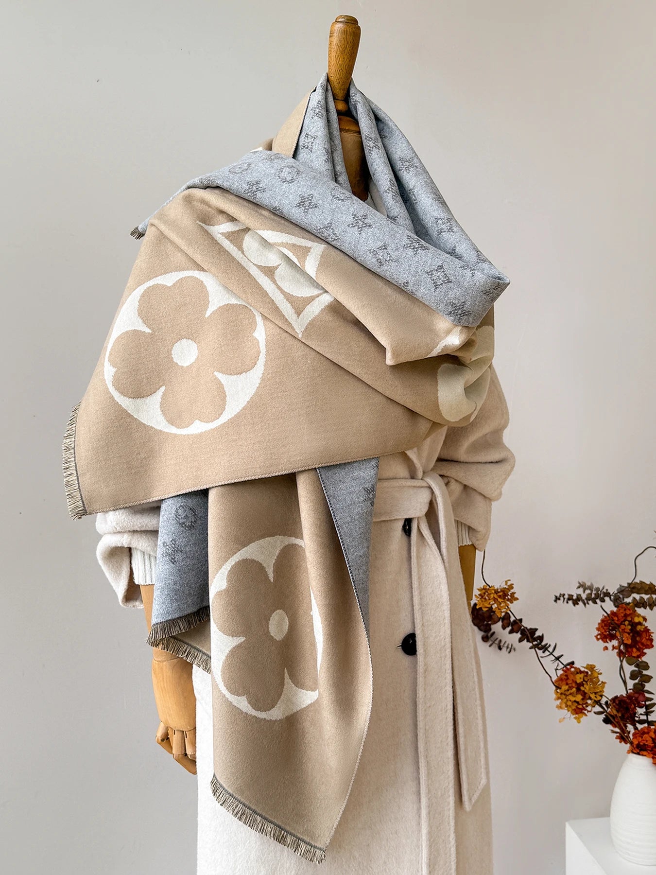 Faux Cashmere Winter Scarf: Elegant Warmth, Everyday Comfort