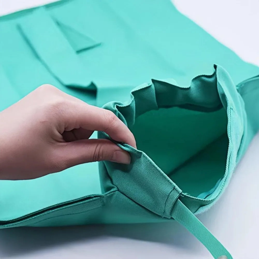 Travel Cat Carrier Pouch: Comfortable, Scratch-Resistant Transport