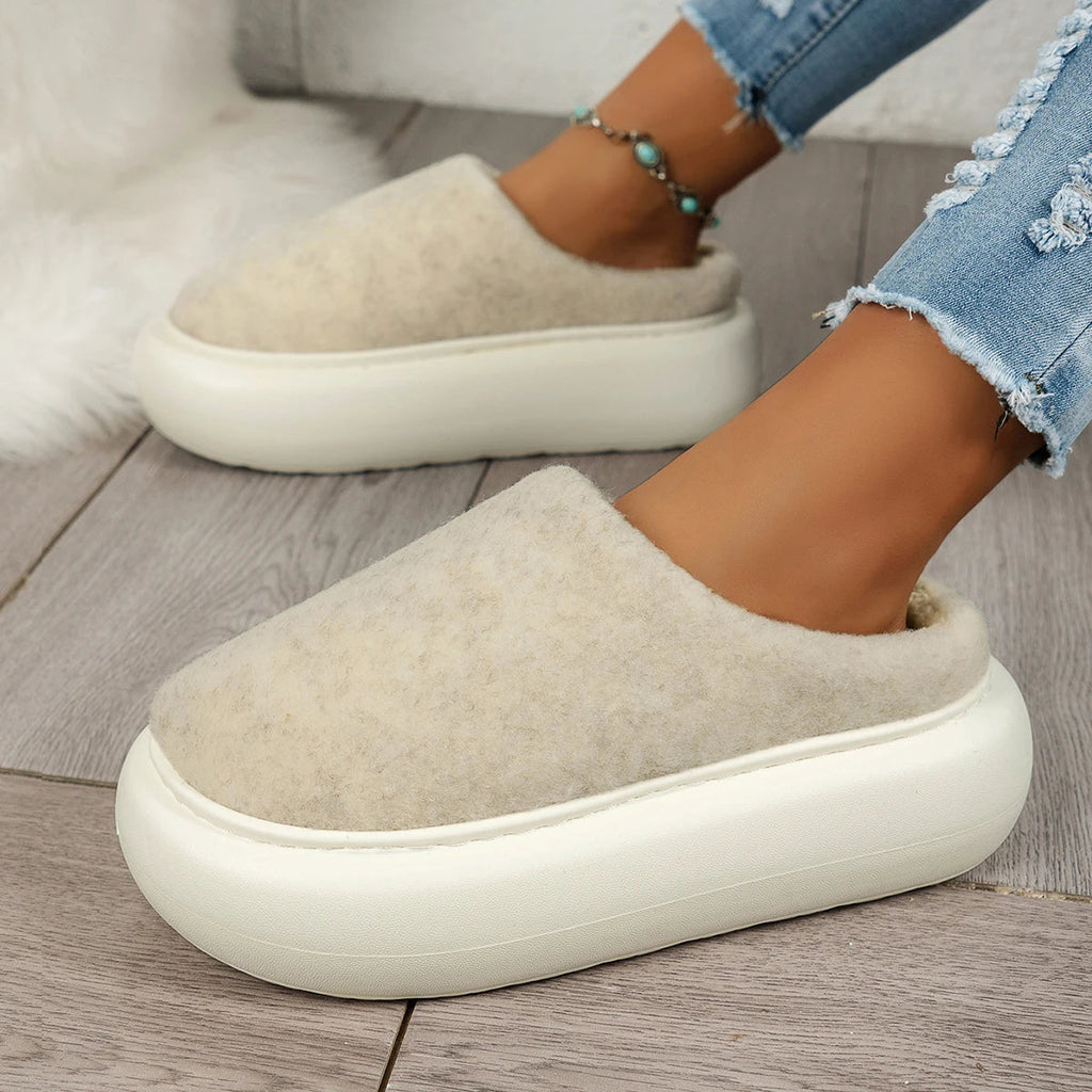 Warm Plush Indoor Winter Slippers for Women: Cozy Luxury Underfoot