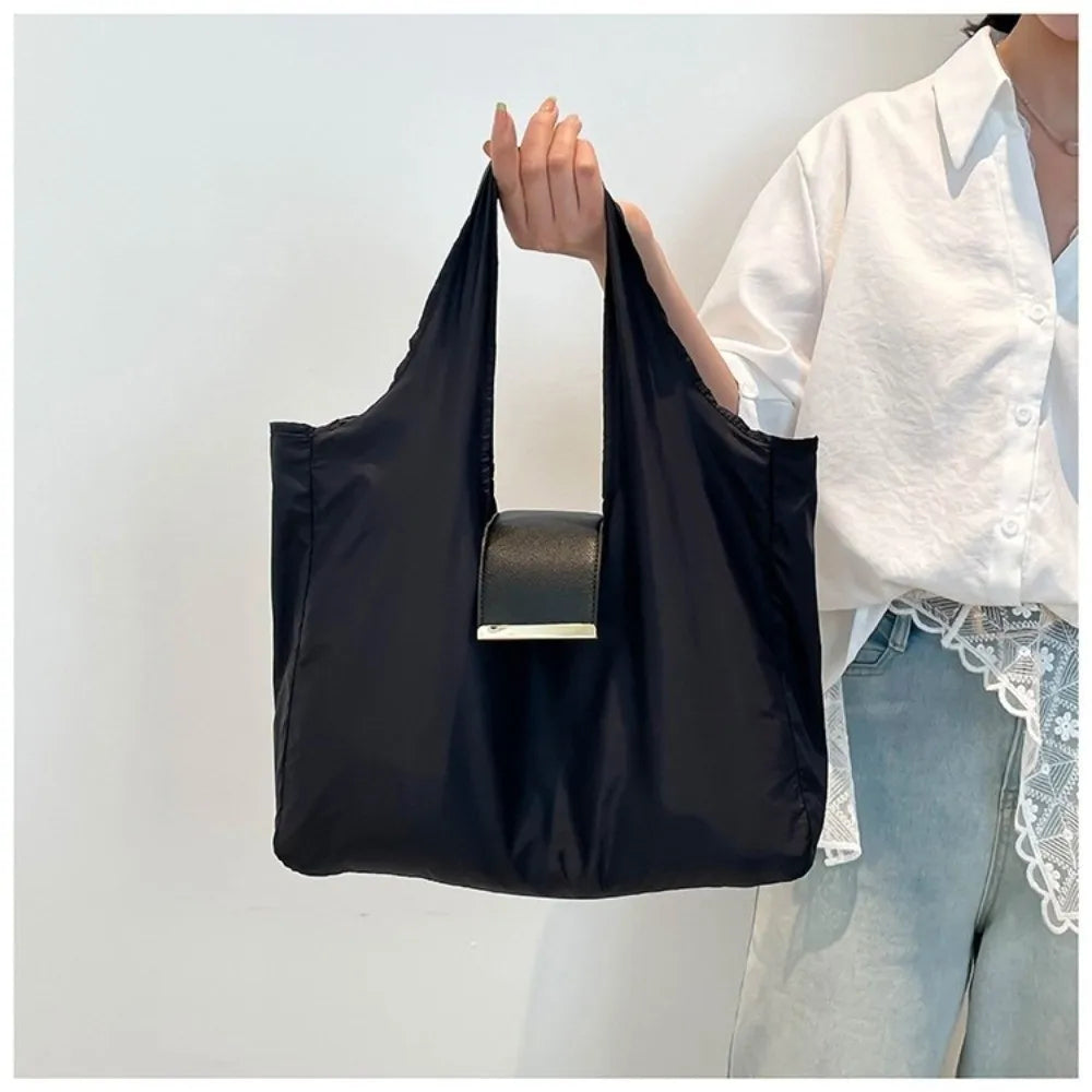 Mini Keychain Foldable Tote Bag: Compact Carry, Everyday Ready