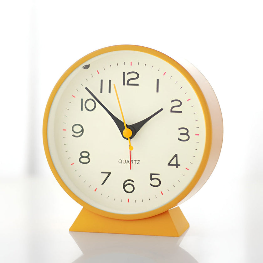 Silent Quartz Vintage Table Alarm Clock