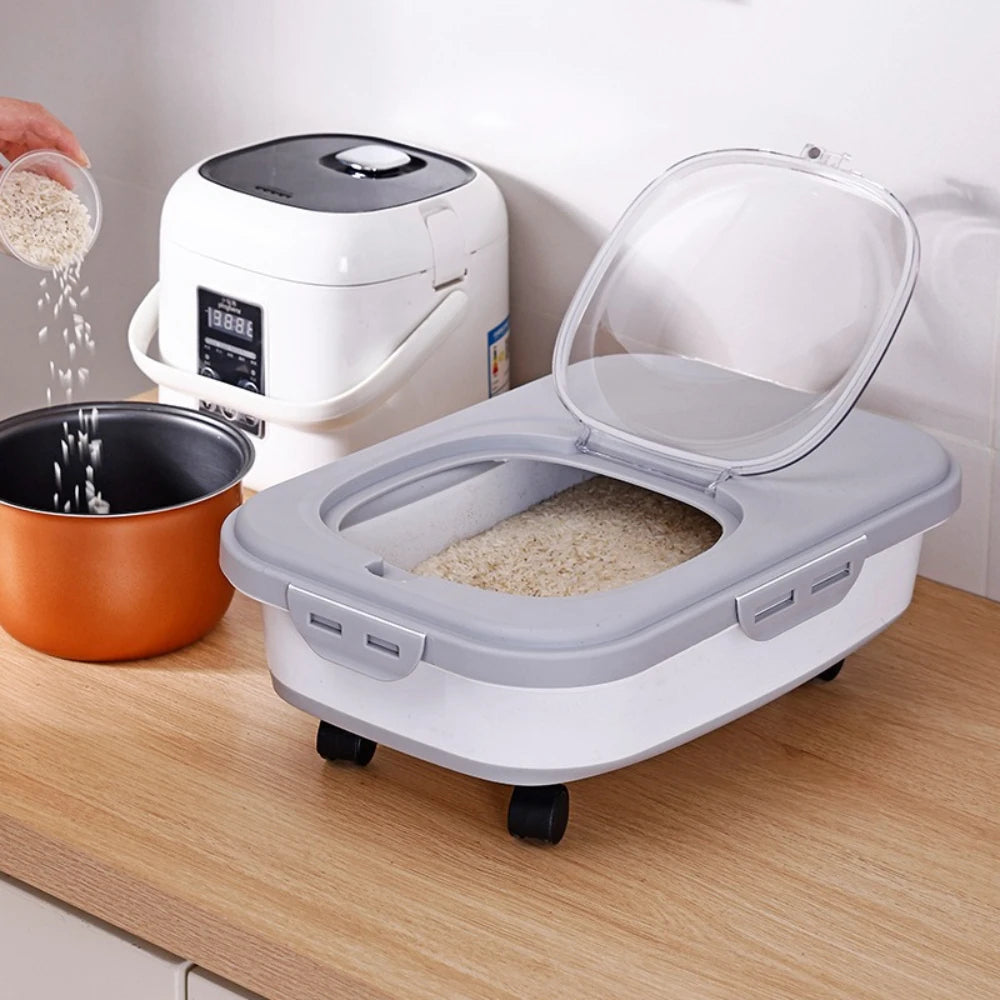 Foldable Food Storage Container: Space-Saving Pantry Organization