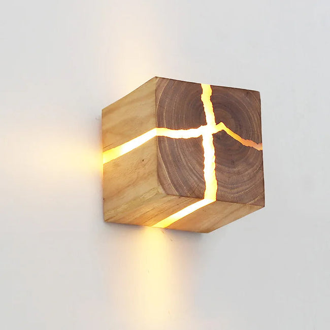 WoodAura Wall Light