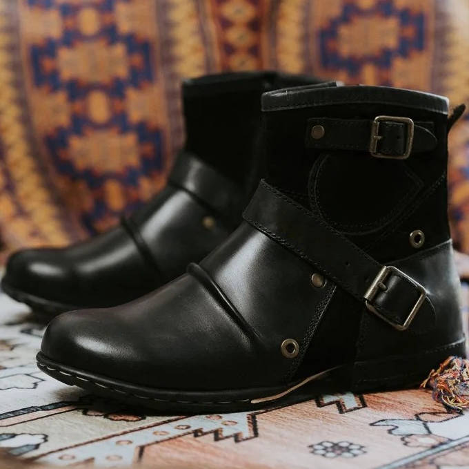 Vintage Buckled Ankle Boots: Classic Style for Men