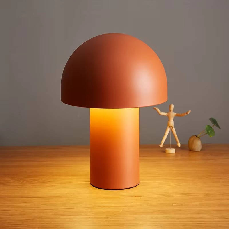 Modern Wireless Table Lamp: Adjustable Light, No Cords