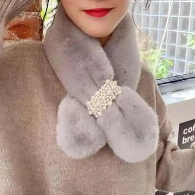 Faux Fur Pearl Winter Scarf: Luxury Warmth in Every Wrap
