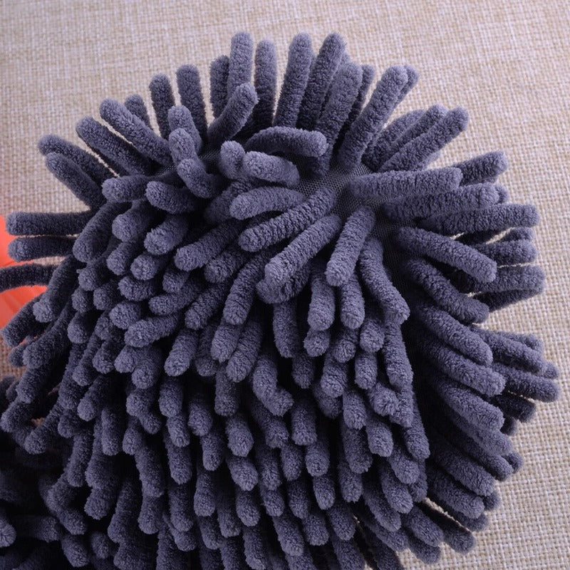 Car Wash Brush with Rotating Head: Reach Tough Spots Easily