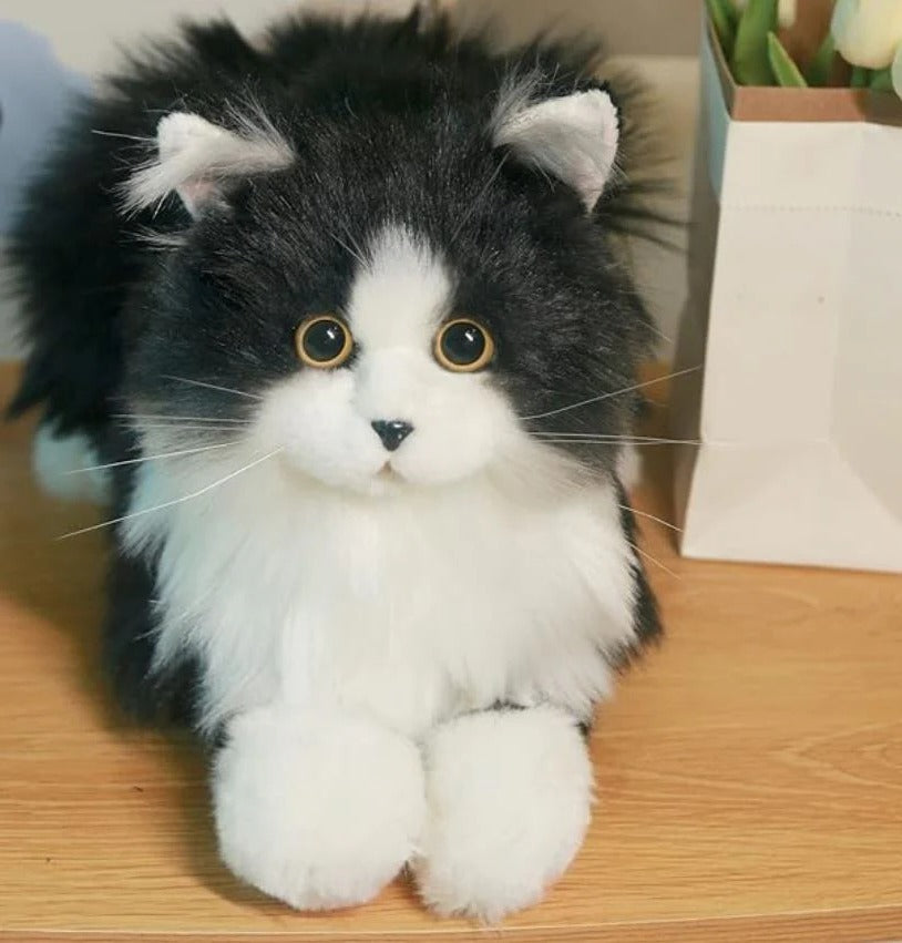 Lifelike Plush Cat: A Calm, Comforting Companion